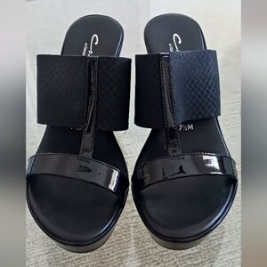 Platform sandals